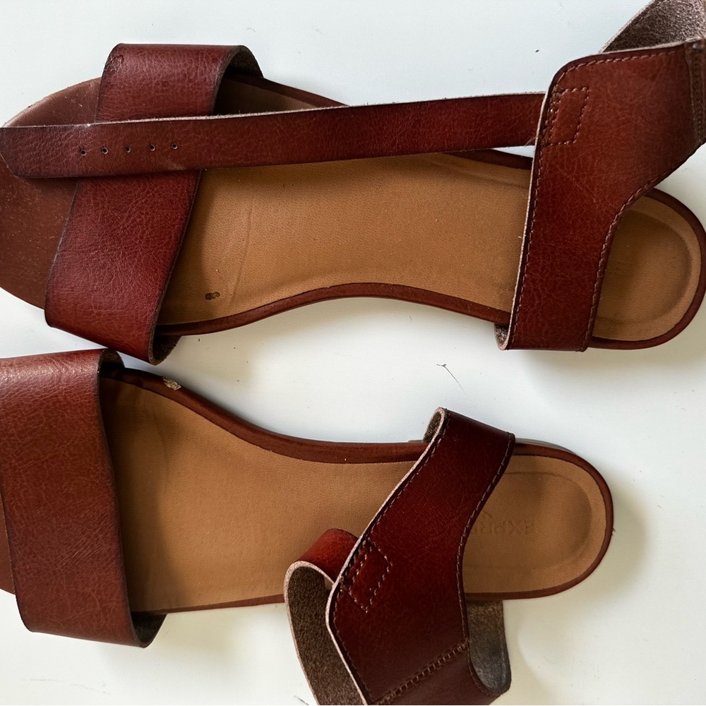 Express Women's Tan Leather Sandals
